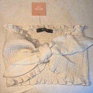 NWT never worn miss Lola cream strapless knot top